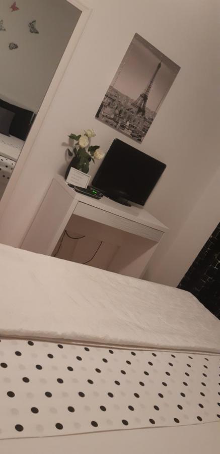 Apartman Dominik มาคาร์สกา ภายนอก รูปภาพ