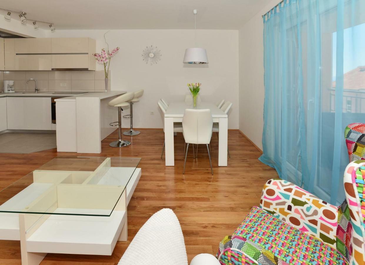 Apartman Dominik มาคาร์สกา ภายนอก รูปภาพ