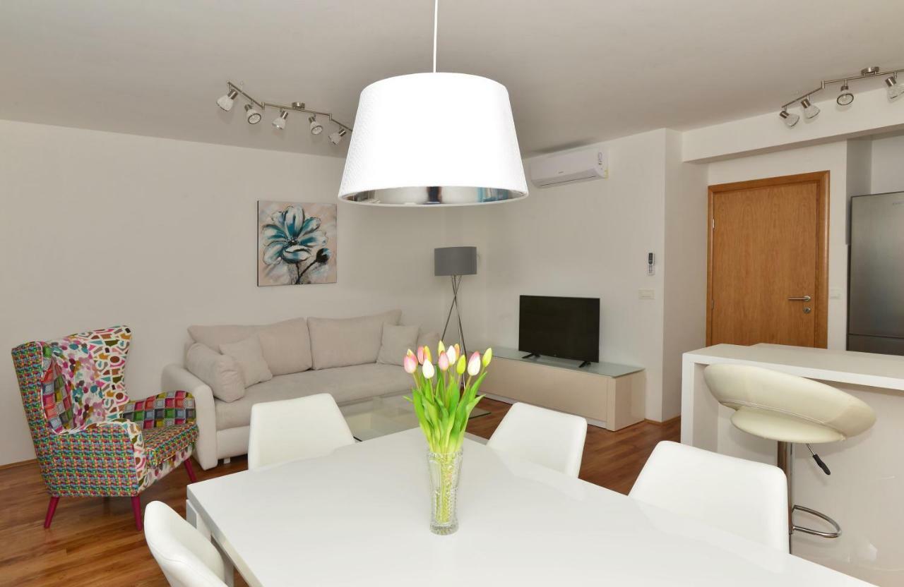 Apartman Dominik มาคาร์สกา ภายนอก รูปภาพ