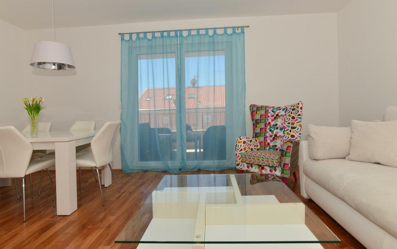 Apartman Dominik มาคาร์สกา ภายนอก รูปภาพ